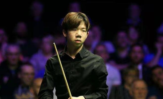 32亿欧元 32亿欧元