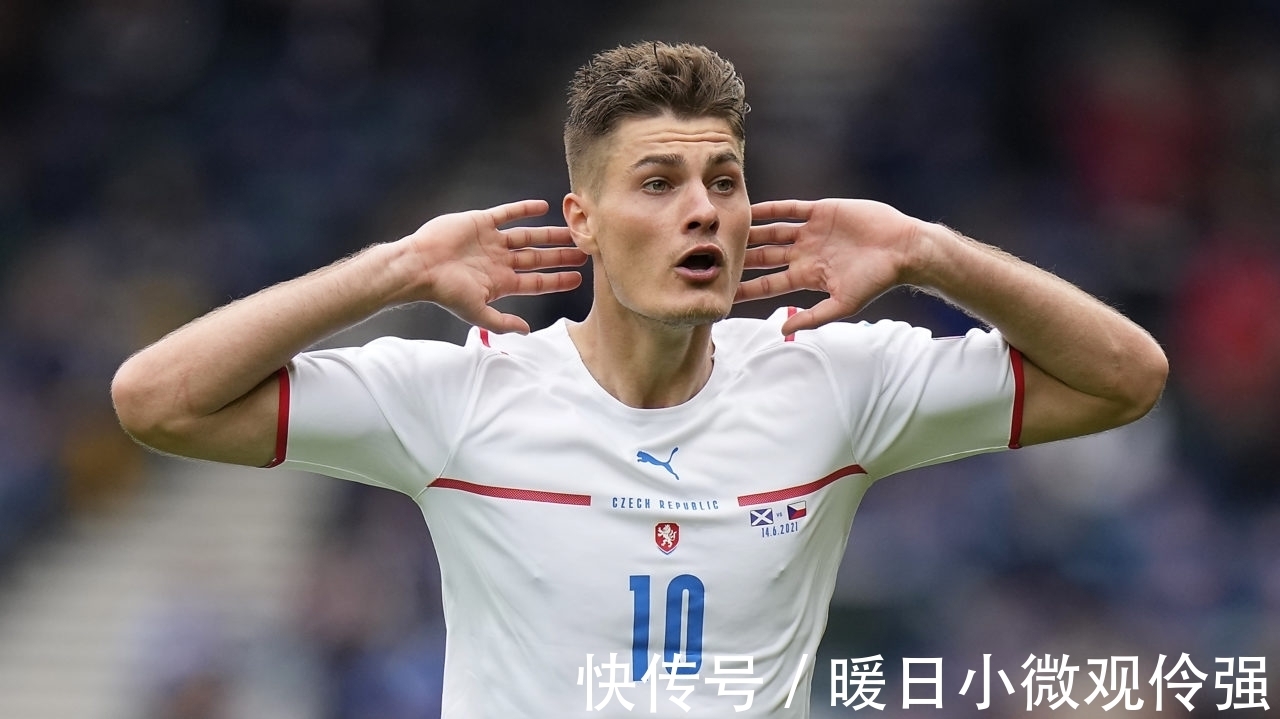 传中也是突 传中也是突