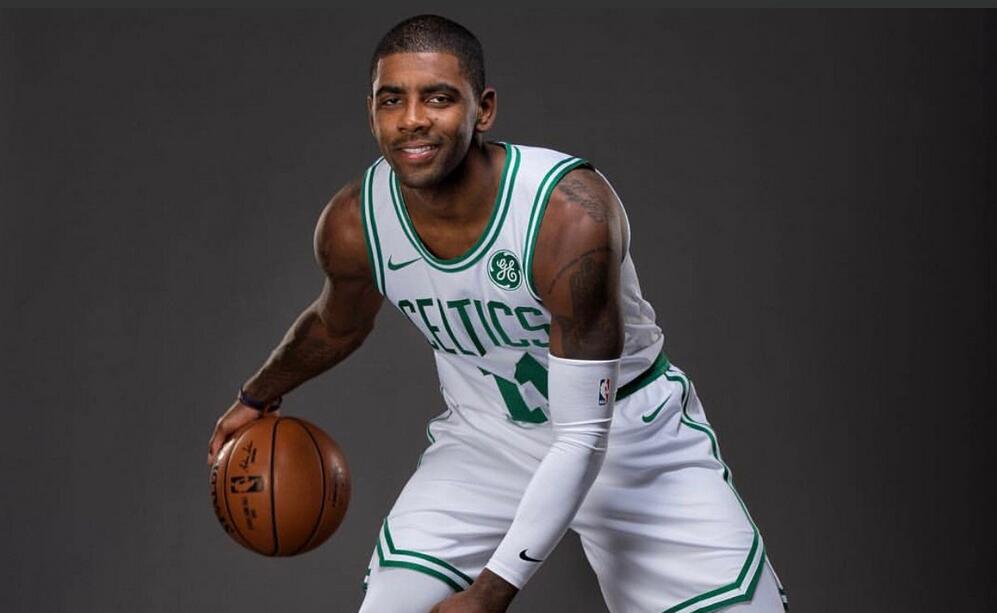 与更衣室秩 与更衣室秩